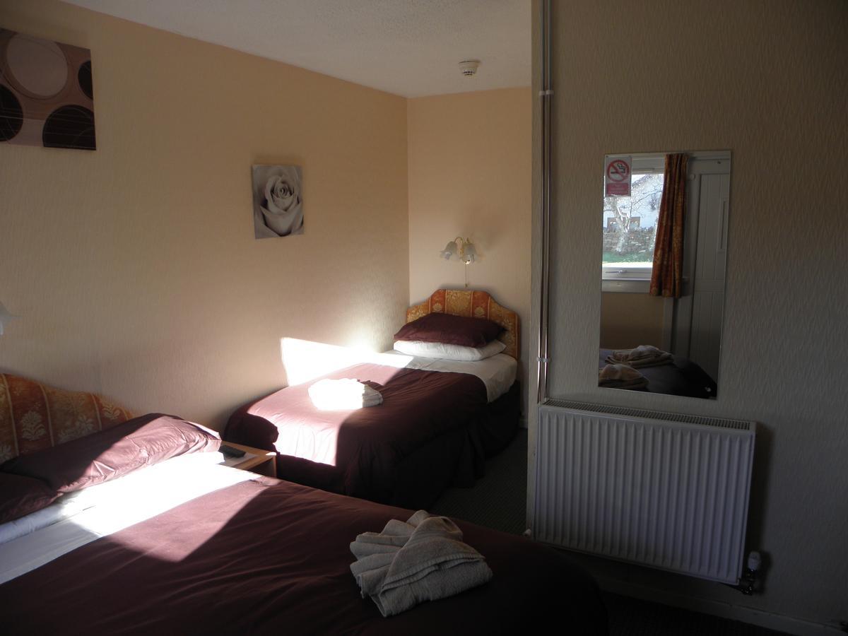 Morefield Motel Ullapool Eksteriør billede